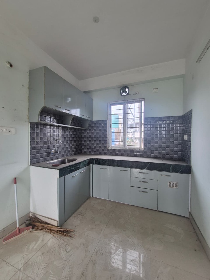 Semi Furnished 3bhk in Bormotoria, Guwahati, Assam, India for Rent